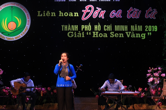 Lien hoan Don ca tai tu TP.HCM: Con do noi niem