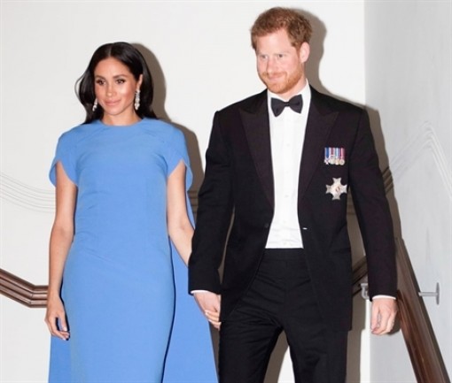 Thời trang đỉnh cao của bà bầu Meghan Markle
