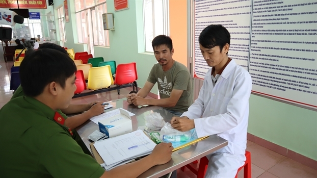 Phat hien hang tram lai xe duong tinh voi ma tuy