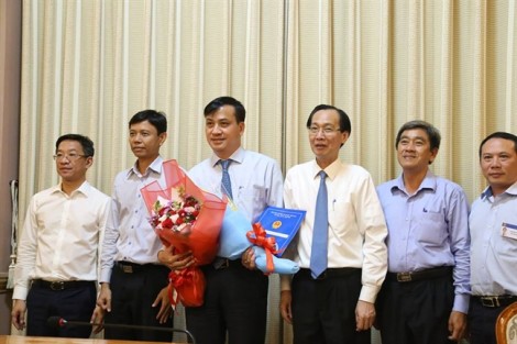 Chủ tịch UBND quận 7 Lê Hòa Bình làm Giám đốc Sở Xây dựng TP.HCM