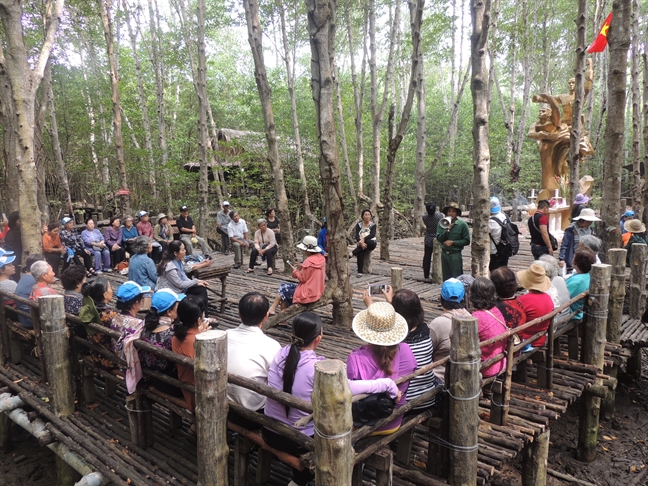 Ban Phu van Sai Gon - Gia Dinh ve nguon