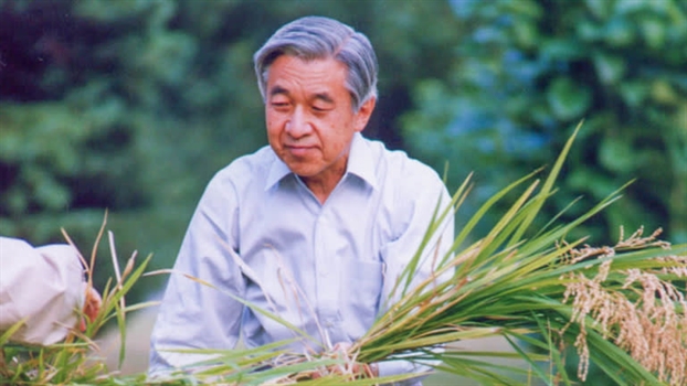 Hoang de Akihito va nhung no luc dua hoang gia Nhat Ban den voi nguoi dan, the gioi