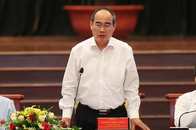 Thu tuong Nguyen Xuan Phuc: Chung ta khong di theo con duong lao dong gia re nua!