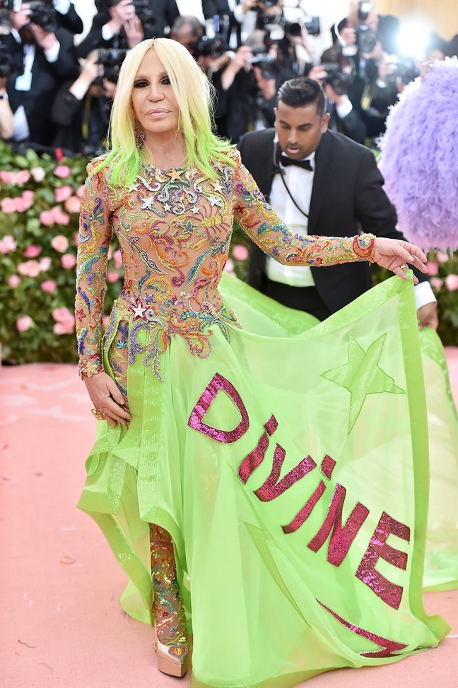 Met Gala 2019: 10 trang phuc gay soc