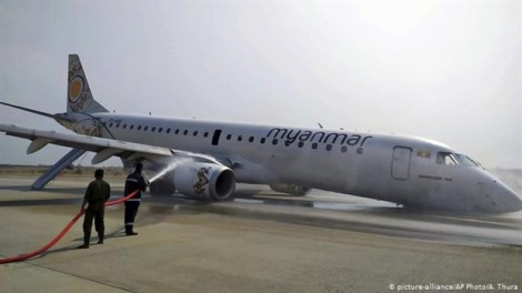 Myanmar: Máy bay hạ cánh an toàn dù thiếu bánh xe