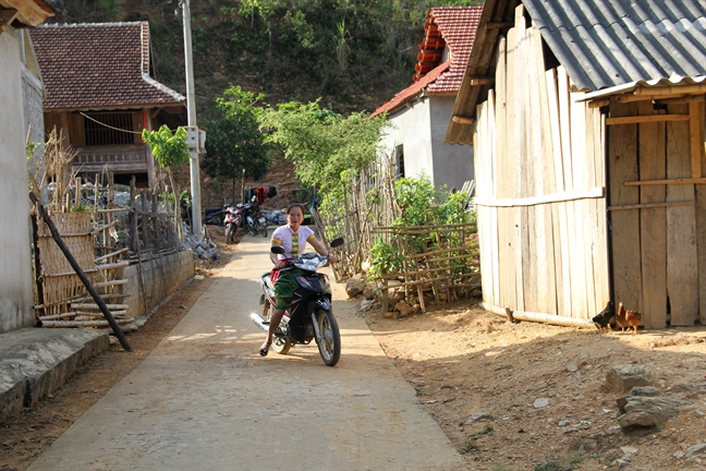 ‘Ban khong chong’ vuc day sau con ‘bao trang’