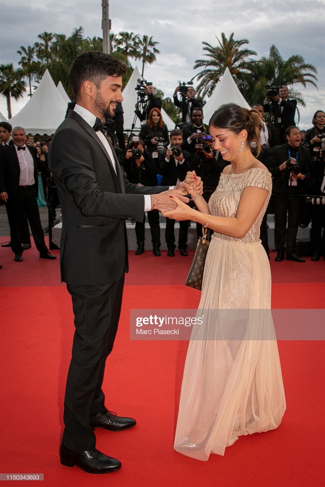 Tham do Cannes 2019 ngay thu 6: Cau hon, dua voi... vong ba