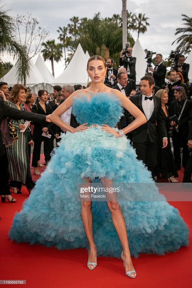 Tham do Cannes 2019 ngay thu 6: Cau hon, dua voi... vong ba