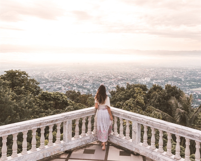 Ngoi chua linh thieng tren nui o Chiang Mai