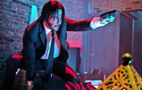 Xem Keanu Reeves bắn súng như sát thủ ngoài đời thực
