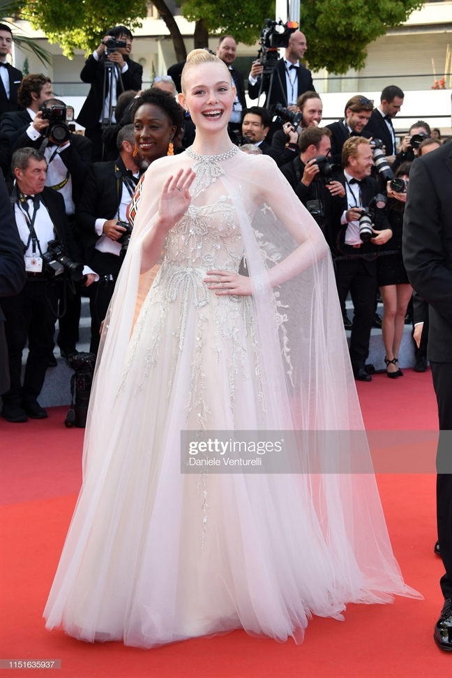 Cannes 2019 ngay be mac: Chuong Tu Di va Elle Fanning ‘dung hang’