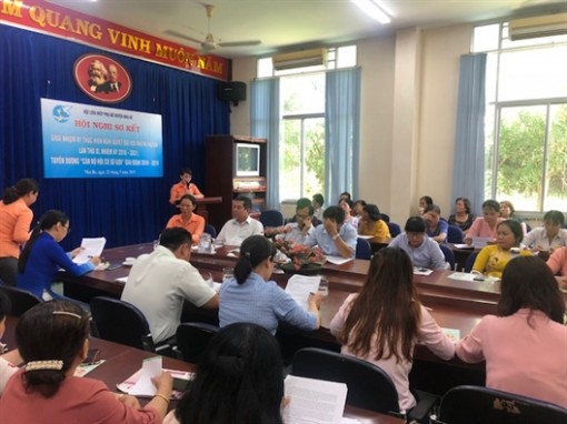 Đạt và vượt nhiều chỉ tiêu nhờ 'Tình thương- Trách nhiệm'