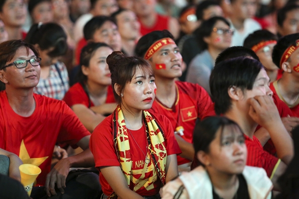 Viet Nam gianh ve vao chung ket King's Cup, co dong vien vui tot do