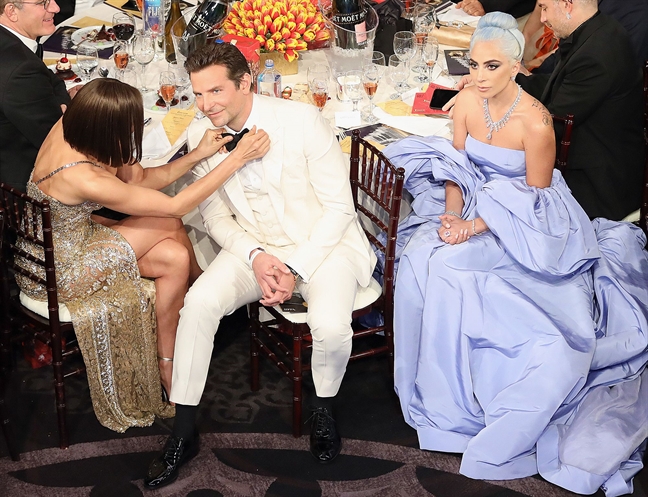 Dien tien moi quan he Bradley Cooper va 'nguoi thu ba' Lady Gaga qua anh