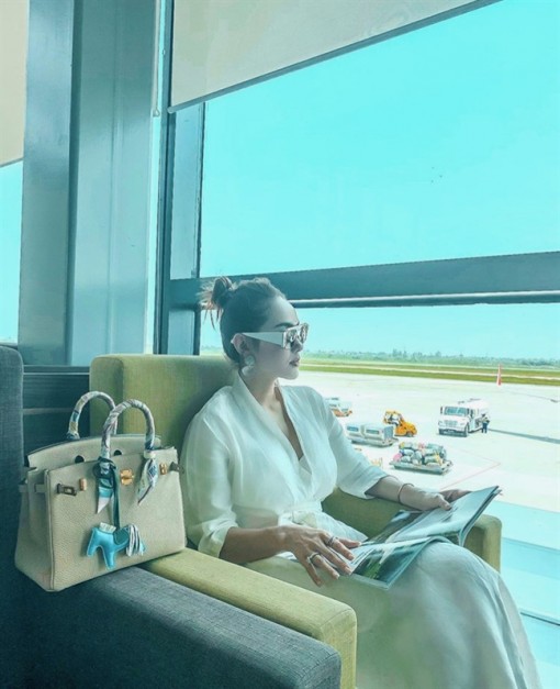 Mỹ nhân Việt đang chuộng mẫu túi xách hàng hiệu nào?