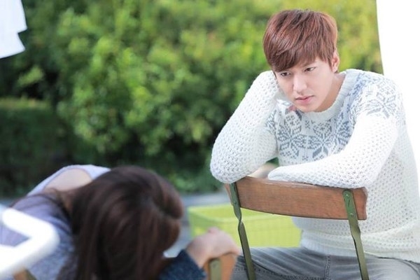 Hoc Lee Min Ho 5 bi quyet thoi trang de mac dep 'khong goc chet'