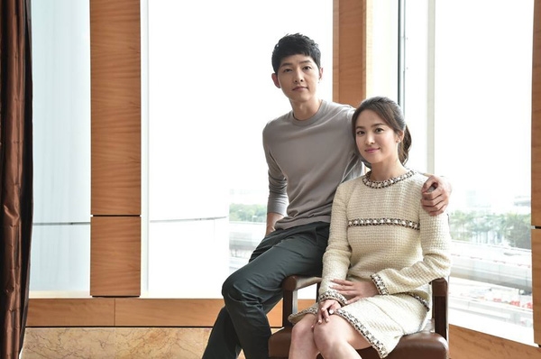 Nhin lai 2 nam man nong cua Song Hye Kyo va Song Joong Ki