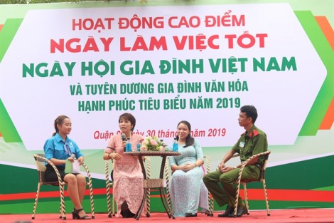 Nỗi buồn “Gia đình điện tử”