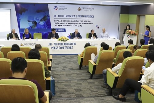 Bệnh viện Quốc tế Mỹ hợp tác chuyên môn với Johns Hopkins Medicine International