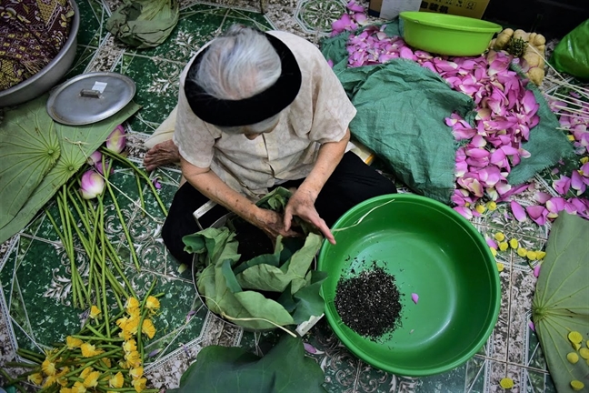 Tra sen Tay Ho gia 10 trieu dong/kg co gi dac biet?