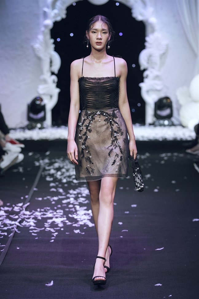 Do My Linh, Tieu Vy do trinh catwalk