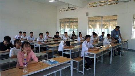 Học sinh của 1.214 trường phổ thông thi đánh giá năng lực