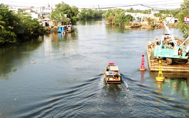 Hon 80 tuyen duong thuy bo phi... Sai Gon den bao gio co taxi duong thuy?