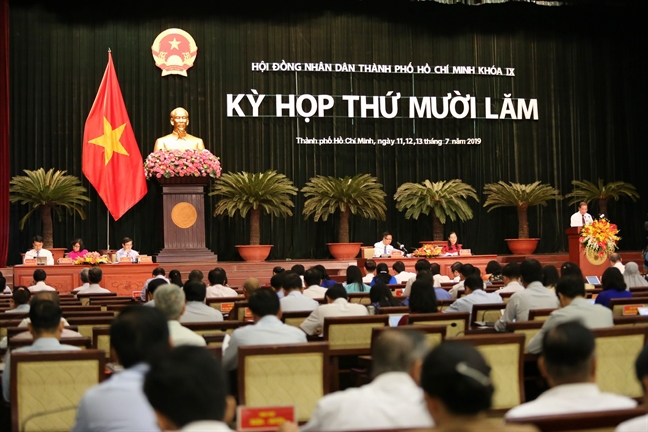 Bi thu Nguyen Thien Nhan yeu cau tap trung lap lai trat tu xay dung 