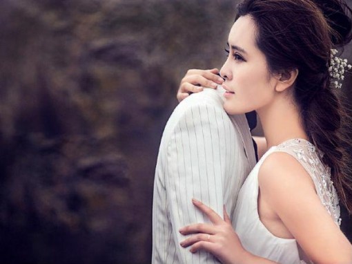 Cô ấy yêu hai người đàn ông cùng lúc