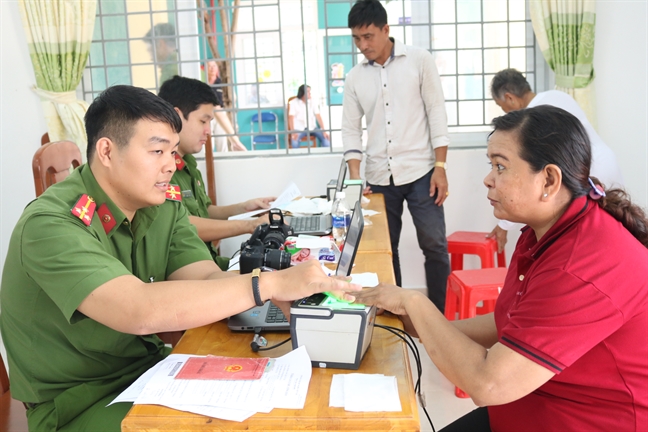 Nhieu hoat dong thiet thuc huong den ngay Thuong binh - liet si