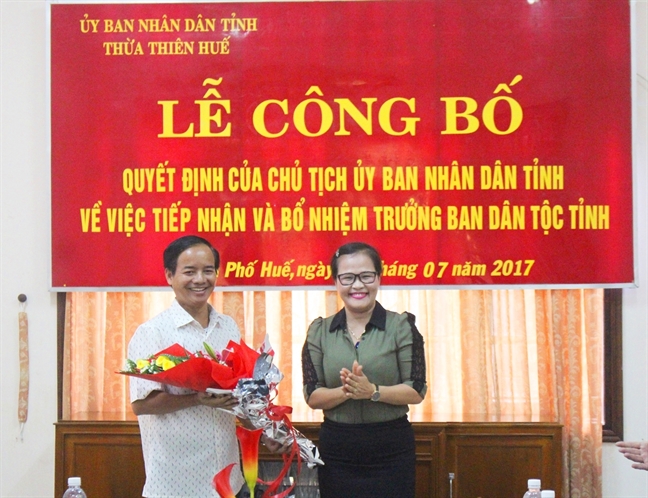 Mot ban co 10/15 nhan su lam... lanh dao