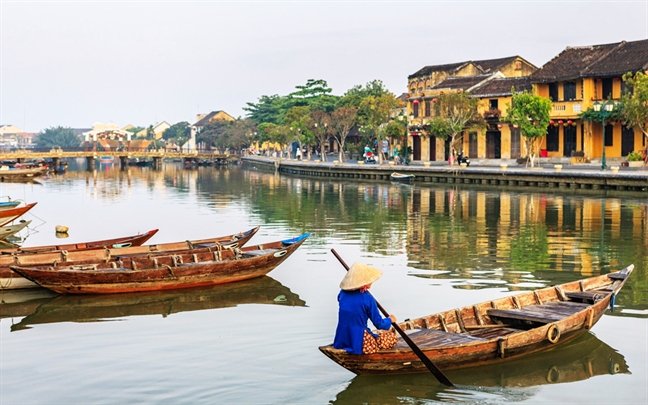 Cung may con do mot Hoi An