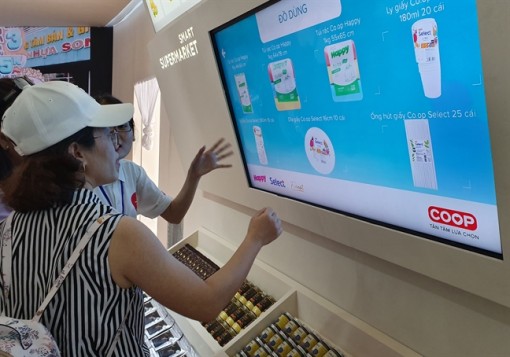 Saigon Co.op tái hiện hành trình 30 năm bán lẻ điển hình thành phố từ sơ khai đến kỷ nguyên số