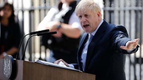 Boris Johnson làm gì trong ngày đầu tiên trở thành thủ tướng Anh?