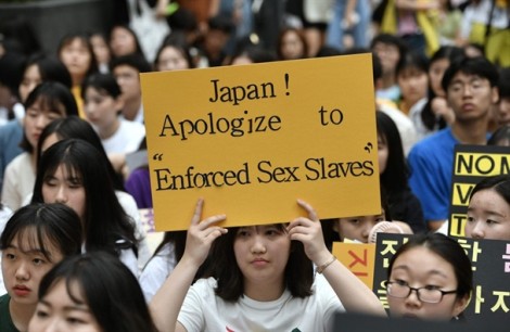 Nhật Bản xem xét loại Hàn Quốc khỏi sách trắng kinh tế