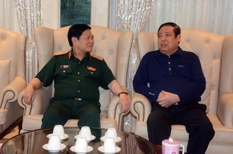 Đại tướng Ngô Xuân Lịch thăm Đại tướng Phùng Quang Thanh