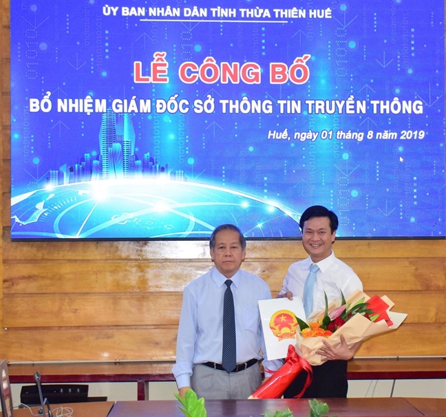 Con trai nguyen chu tich Thua Thien Hue duoc bo nhiem lam giam doc So Thong tin va Truyen thong