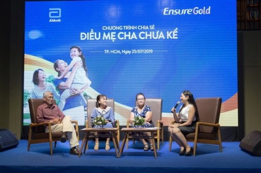 Người lớn tuổi ít chia sẻ về vấn đề sức khỏe với con cái