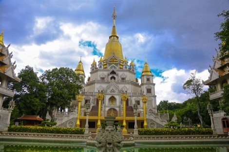 Khám phá ngôi chùa tại TP.HCM lọt top 10 chùa đẹp nhất thế giới