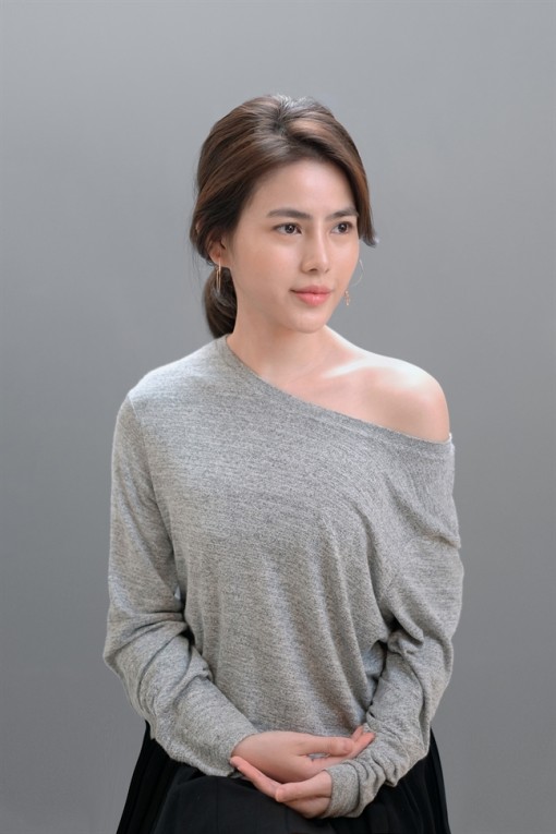 Ngắm cô con gái Á hậu của diễn viên Hữu Tiến biến hóa với 8 kiểu trang điểm khác nhau