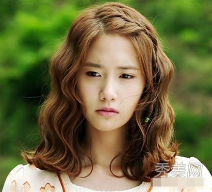 Những kiểu tóc đẹp tựa nữ thần của Yoona - Báo Phụ Nữ