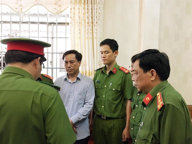 Nguyen Chu tich va Pho chu tich UBND thanh pho Tra Vinh bi bat giam
