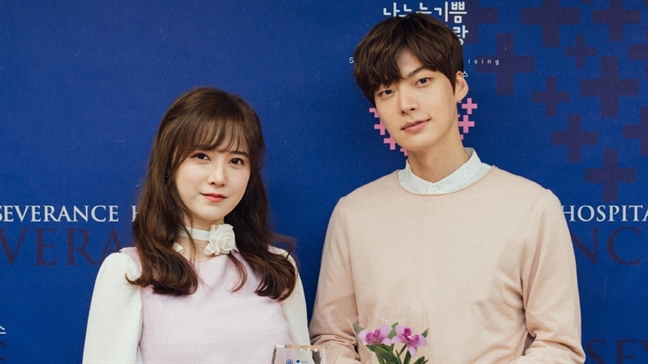 Chuyen ly hon cua Goo Hye Sun va Ahn Jae Hyun: Khau chien mang xa hoi chua hoi ket