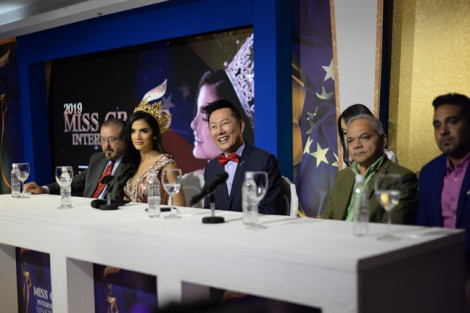 Một số quốc gia không cử đại diện tham dự ‘Hoa hậu Hoà bình Quốc tế 2019’ vì sợ bạo loạn