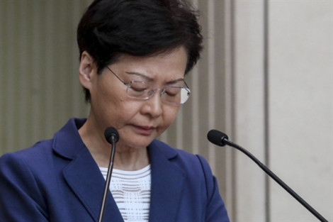 Bà Carrie Lam: 'Không từ chức là lựa chọn của riêng tôi'