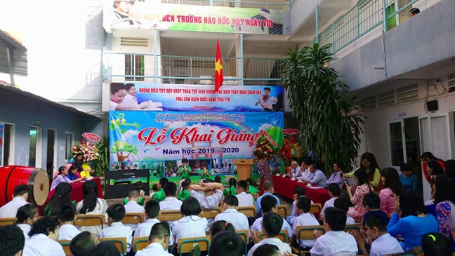 TP.HCM: Hao huc khai truong