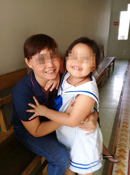 Bị đuổi khỏi nhà còn gánh nợ thay chồng