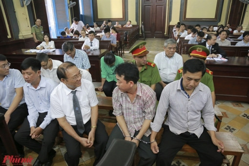 Kiến nghị Thủ tướng kiểm điểm lãnh đạo Bộ Y tế để VN Pharma nhập thuốc ung thư giả