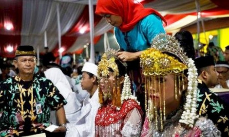 Indonesia tăng tuổi kết hôn tối thiểu để triệt đường tảo hôn