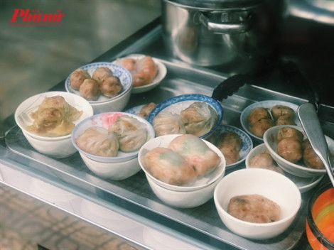 Ăn sáng tại tiệm dimsum chén độc đáo với mức giá chỉ 16.000 đồng